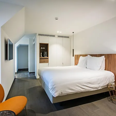 The Fourth - Tafelrond Hotel 4*